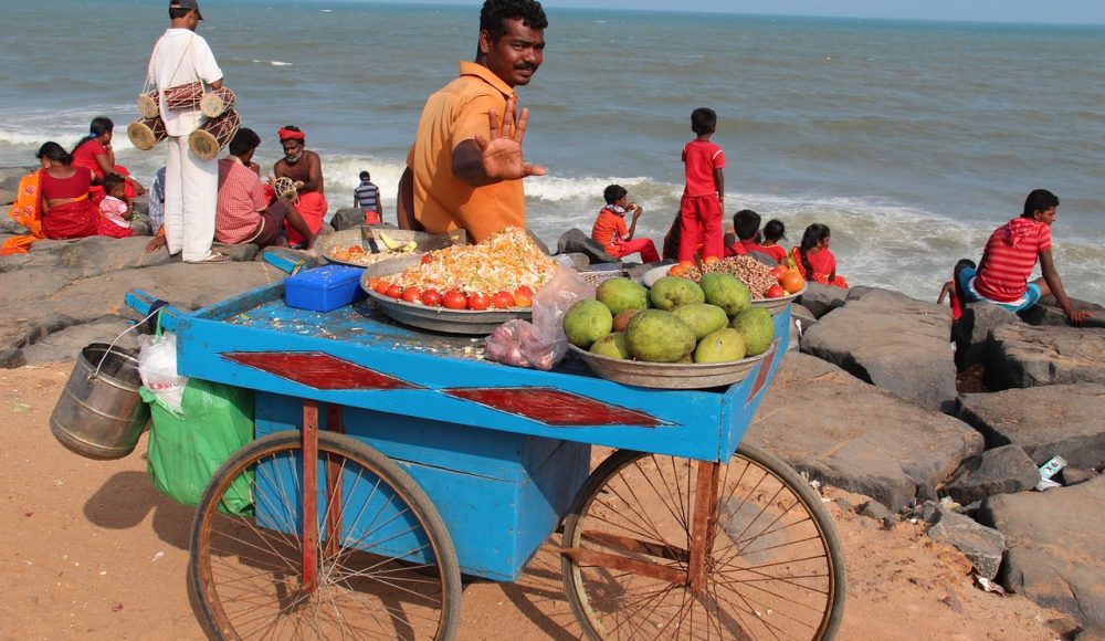 India Bans Fruit Imports from China